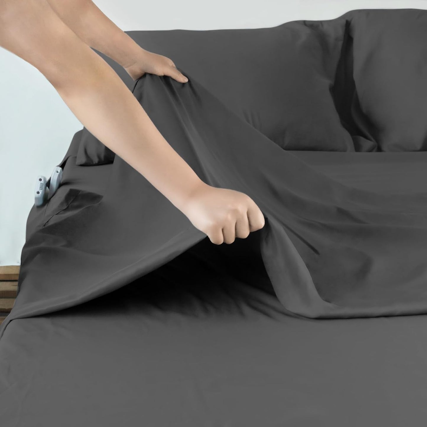 Sheet Set Deep Pocket - 4 Piece Extra Soft Bed Sheets - Side Storage Pocket Fitted Sheet & Pillowcase & Flat Sheet, Black